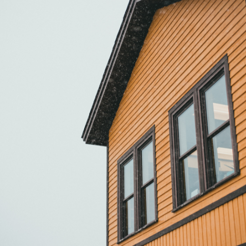 Vinyl, Wood, or Fiber Cement: Which Siding Repair Lasts the Longest?